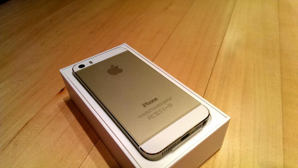 Gold Apple iPhone 5s