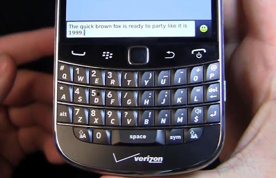 BlackBerry Bold 9930 keyboard