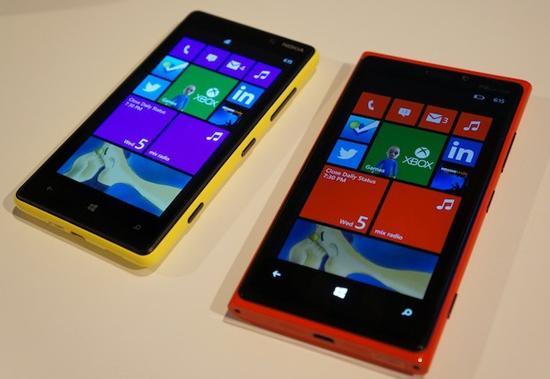 Nokia Lumia 820, Nokia Lumia 920