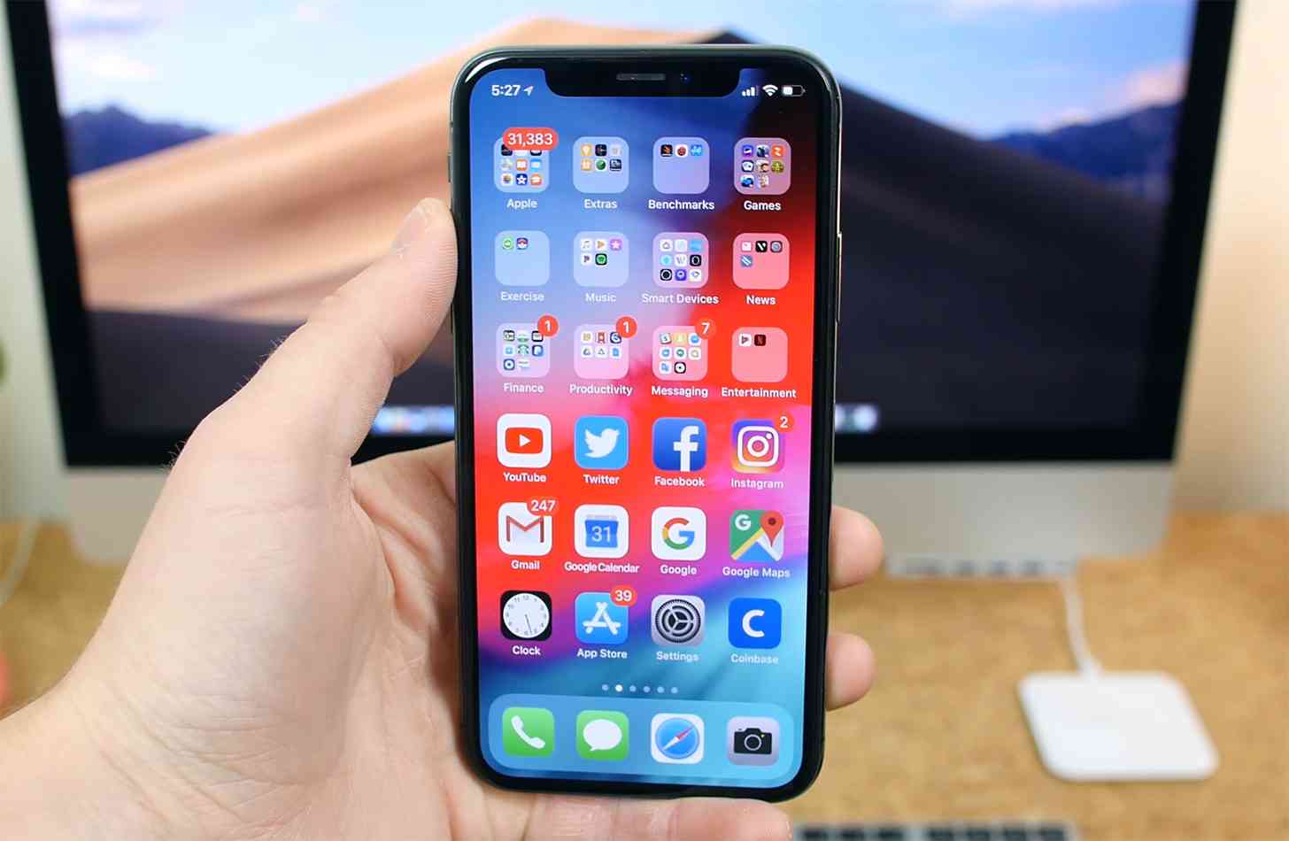 iOS 12 iPhone X hands-on video