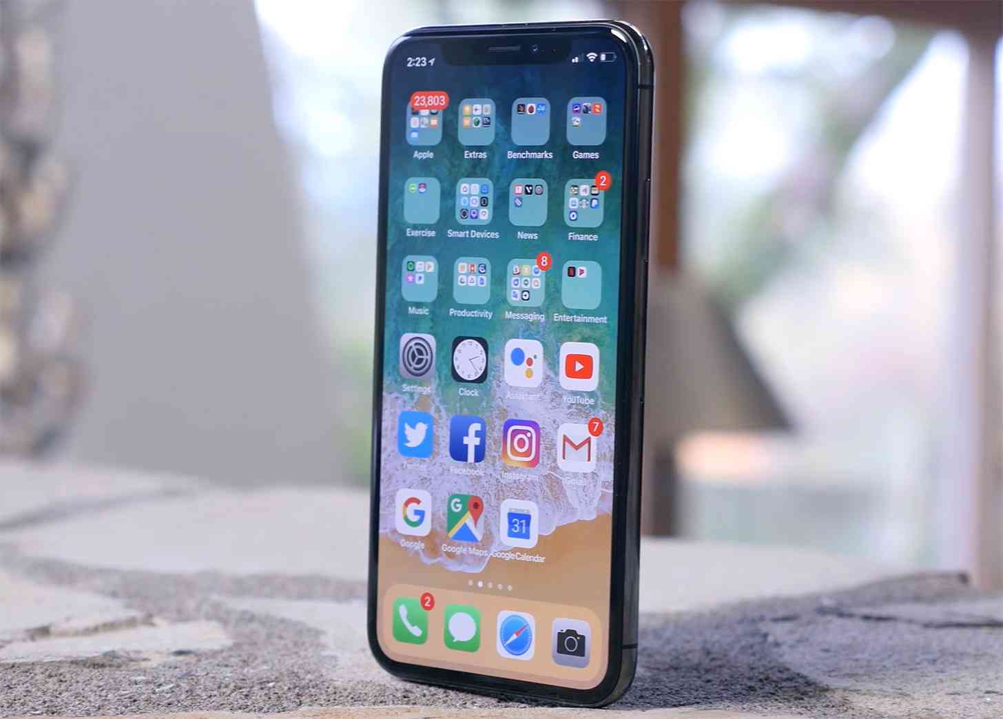 iPhone X hands-on review angle