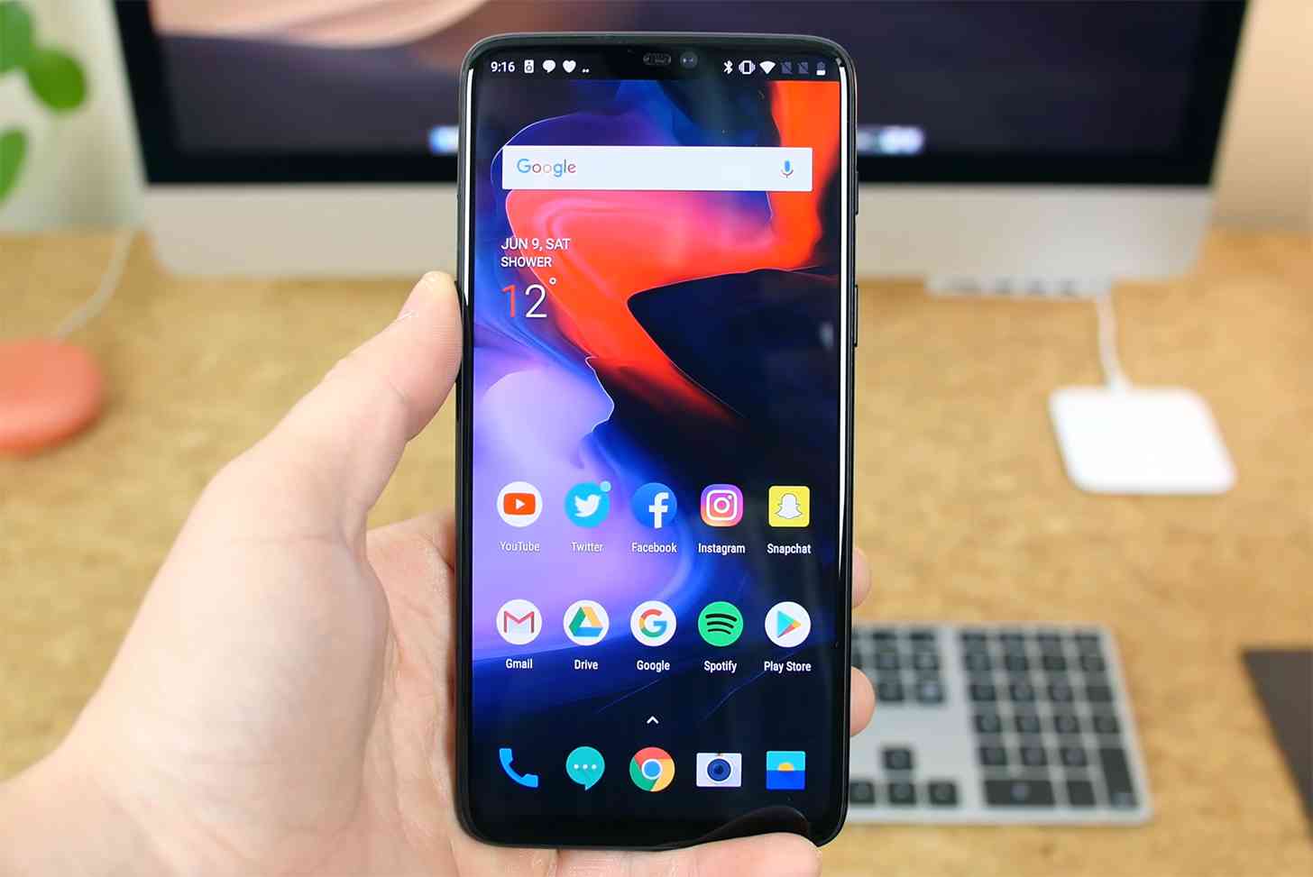 OnePlus 6 hands-on video front